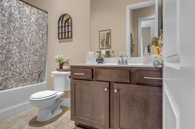 157 Cobbler Cir, Hendersonville, TN 37075