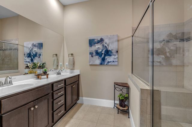 157 Cobbler Cir, Hendersonville, TN 37075