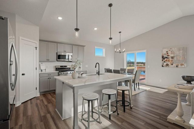 599 Stinson Boulevard, New Brighton, MN 55112