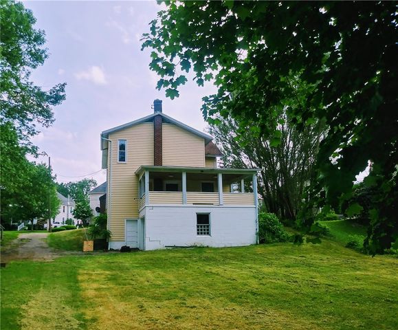 337 Jackson St, Grove City Boro, PA 16127