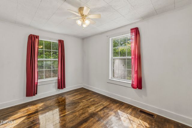 2084 Baileyton Road, Greeneville, TN 37745