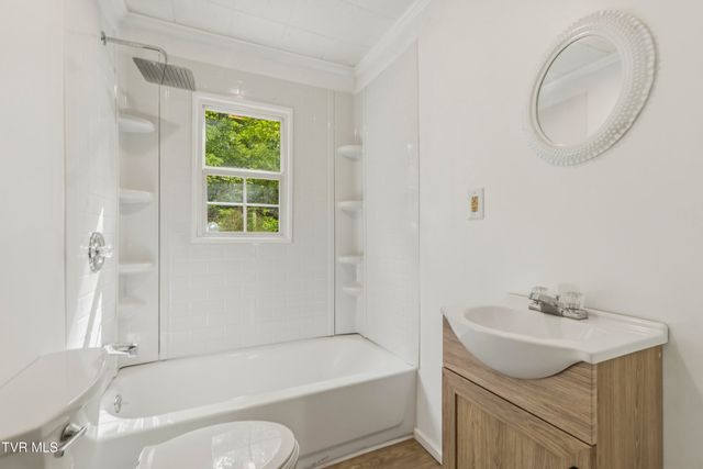 2084 Baileyton Road, Greeneville, TN 37745