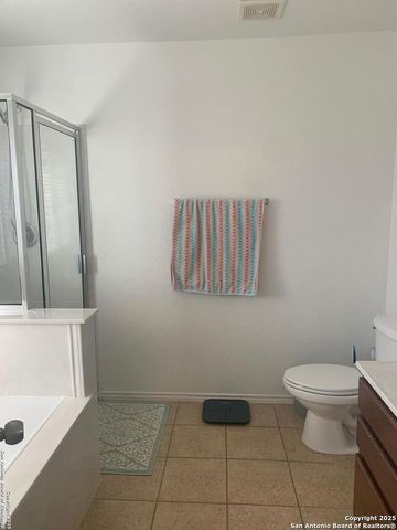 7502 Paraiso Pt, Boerne, TX 78015