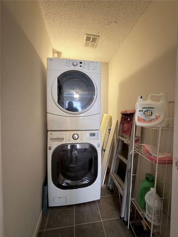 4315 TAHITIAN GARDENS CIRCLE H, Holiday, FL 34691