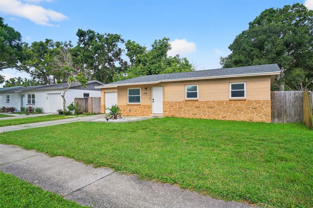 5632 62ND STREET N, St Petersburg, FL 33709
