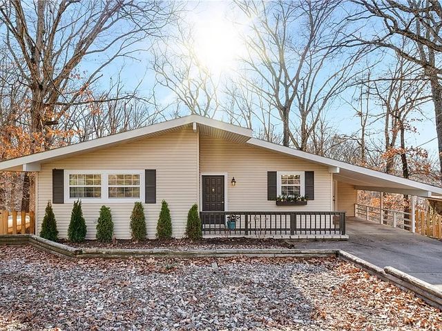 7 Cummings Lane, Bella Vista, AR 72715