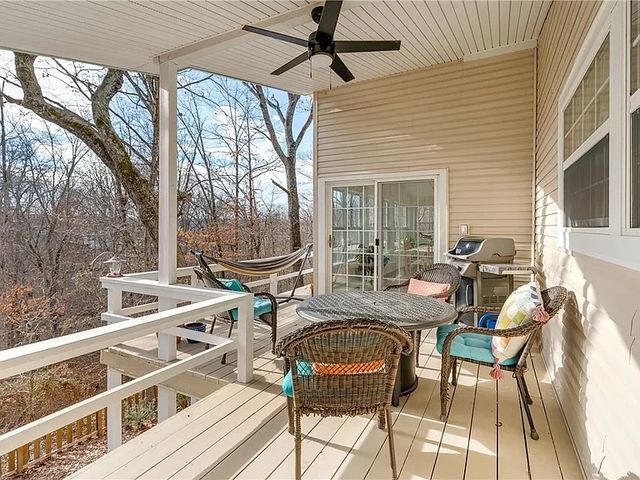 7 Cummings Lane, Bella Vista, AR 72715