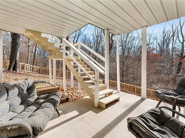 7 Cummings Lane, Bella Vista, AR 72715