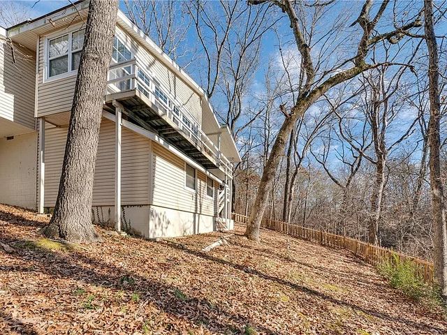 7 Cummings Lane, Bella Vista, AR 72715