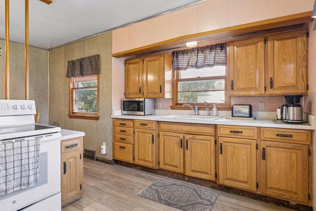 977 Scheffer Avenue, Saint Paul, MN 55102