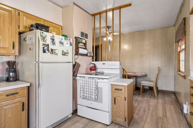 977 Scheffer Avenue, Saint Paul, MN 55102