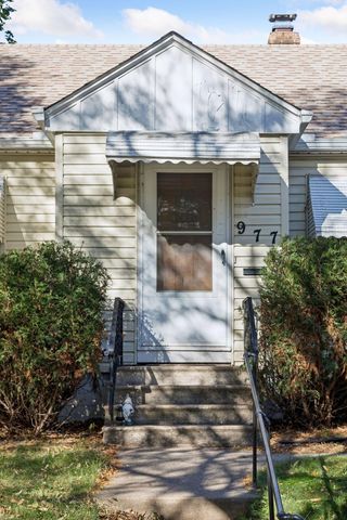 977 Scheffer Avenue, Saint Paul, MN 55102