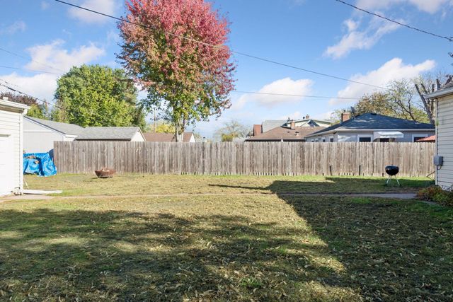 977 Scheffer Avenue, Saint Paul, MN 55102