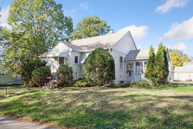 977 Scheffer Avenue, Saint Paul, MN 55102