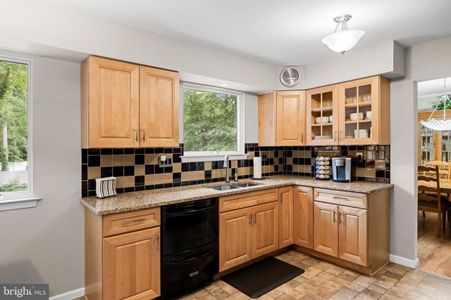 115 CHRISTOPHER MILL RD, Medford, NJ 08055