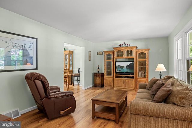 115 CHRISTOPHER MILL RD, Medford, NJ 08055