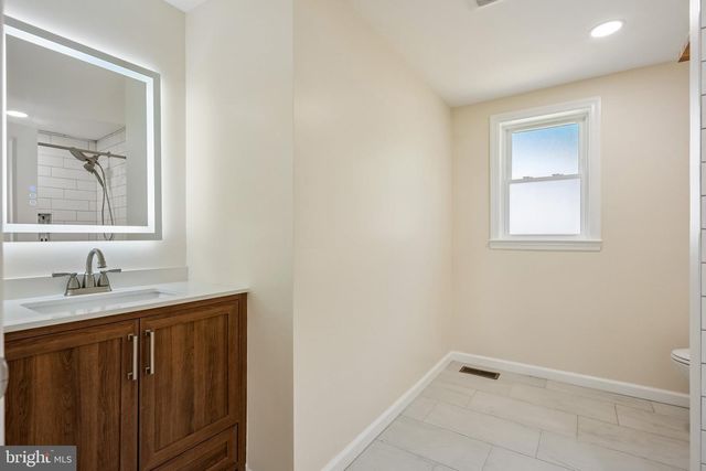 223 CYPRESS AVE, Lindenwold, NJ 08021