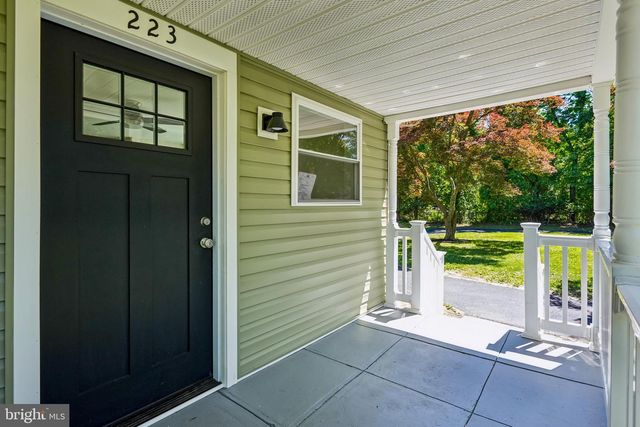 223 CYPRESS AVE, Lindenwold, NJ 08021