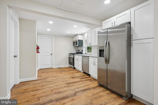 223 CYPRESS AVE, Lindenwold, NJ 08021