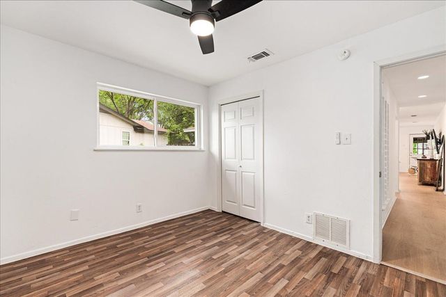 9807 Dallum DR, Austin, TX 78753