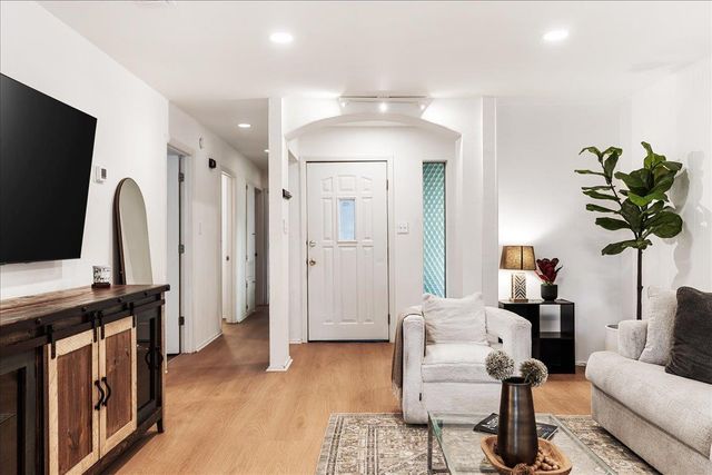 9807 Dallum DR, Austin, TX 78753