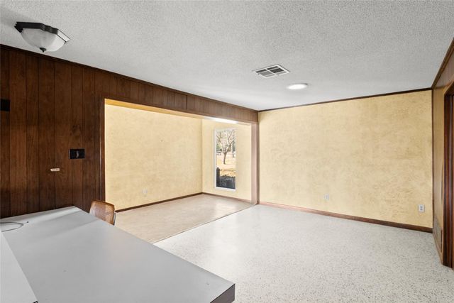 16121 Fm 2620 Road, Bedias, TX 77831