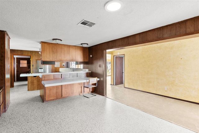 16121 Fm 2620 Road, Bedias, TX 77831