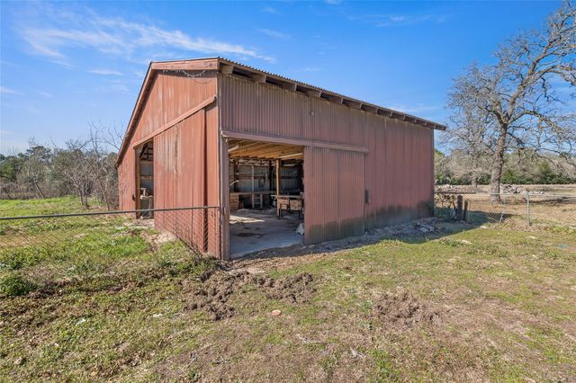 16121 Fm 2620 Road, Bedias, TX 77831