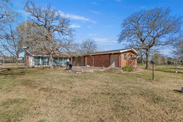 16121 Fm 2620 Road, Bedias, TX 77831