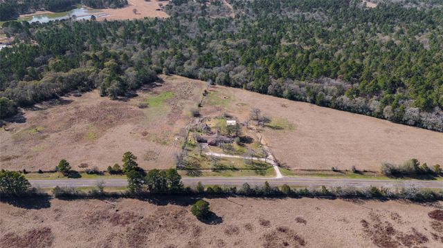 16121 Fm 2620 Road, Bedias, TX 77831