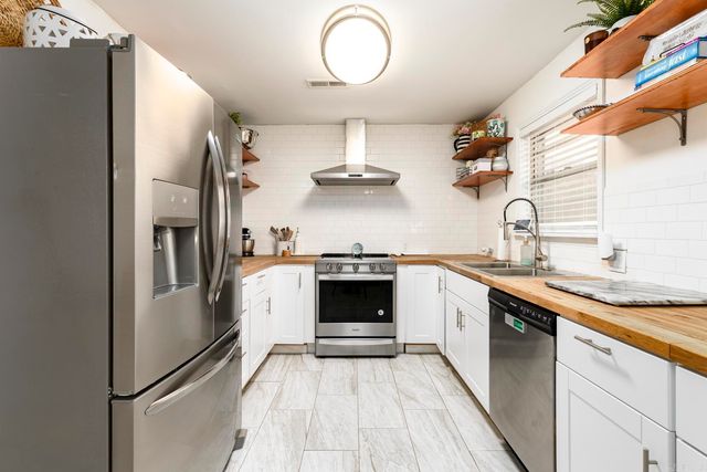 9904 Snider Court, Little Rock, AR 72205