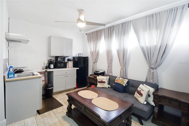 1109 LIBERTY HALL DRIVE, Kissimmee, FL 34746