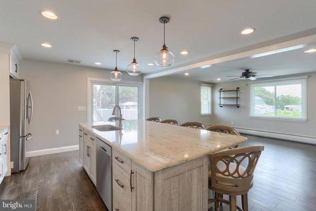212 S LINGLE AVENUE, Palmyra, PA 17078