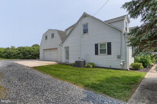 212 S LINGLE AVENUE, Palmyra, PA 17078