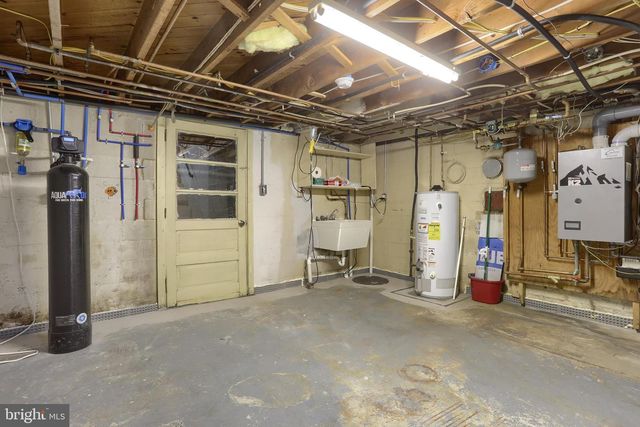 212 S LINGLE AVENUE, Palmyra, PA 17078