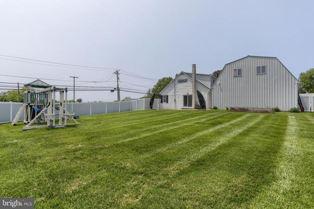 212 S LINGLE AVENUE, Palmyra, PA 17078