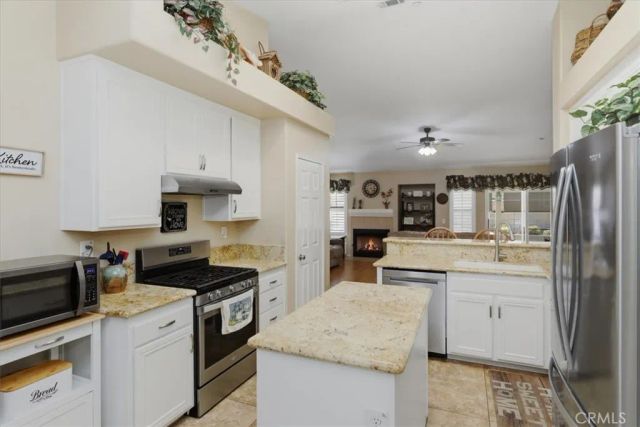7062 Montana Avenue, Fontana, CA 92336