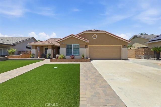7062 Montana Avenue, Fontana, CA 92336