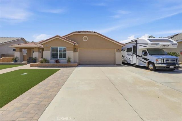 7062 Montana Avenue, Fontana, CA 92336