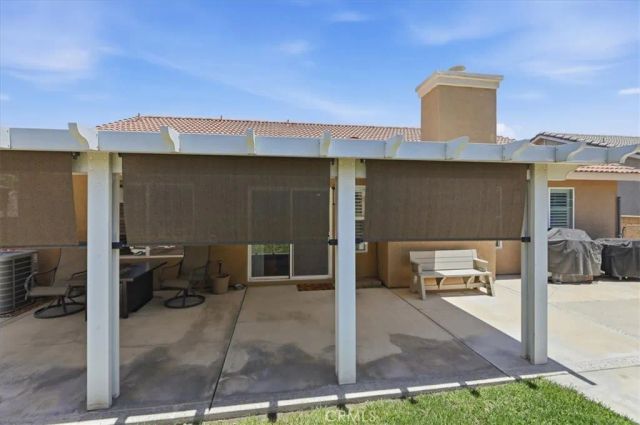 7062 Montana Avenue, Fontana, CA 92336