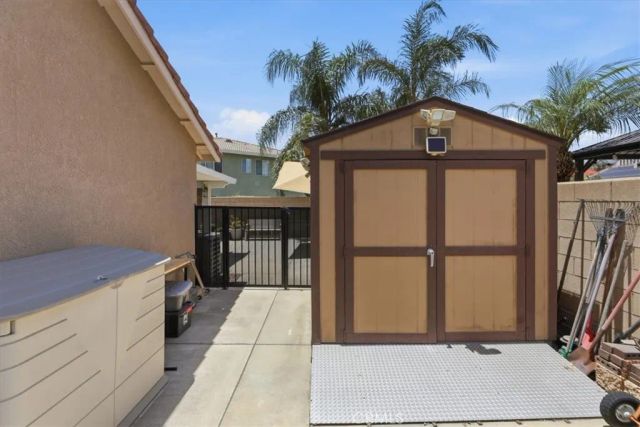 7062 Montana Avenue, Fontana, CA 92336