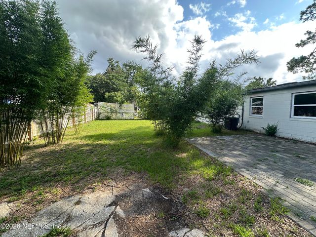 11276 ANDREA Drive, Jacksonville, FL 32218