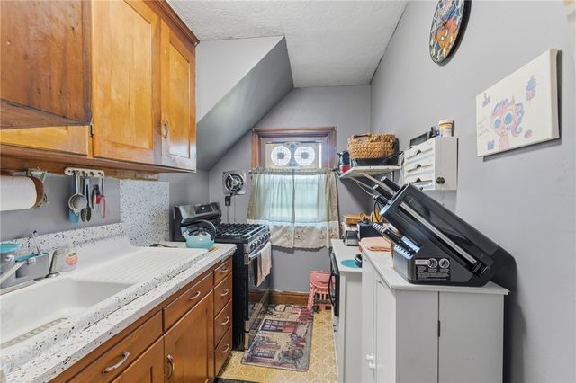 106 John Street, Pawtucket, RI 02861