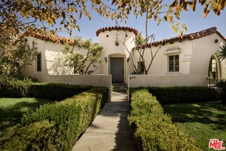 802 S Genesee Avenue, Los Angeles, CA 90036