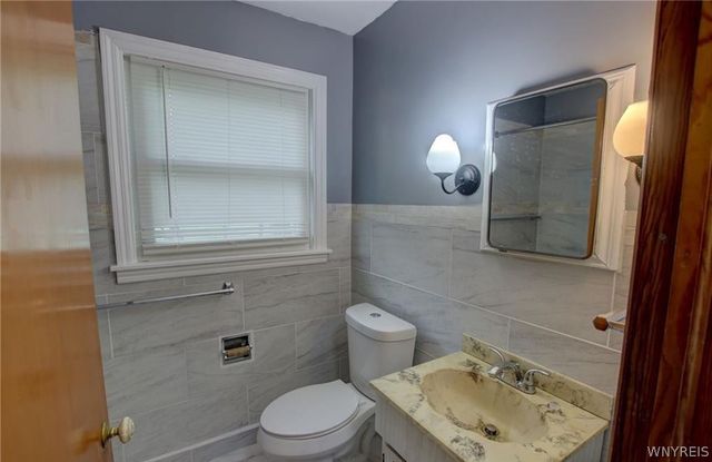 79 Martin Road, Lackawanna, NY 14218