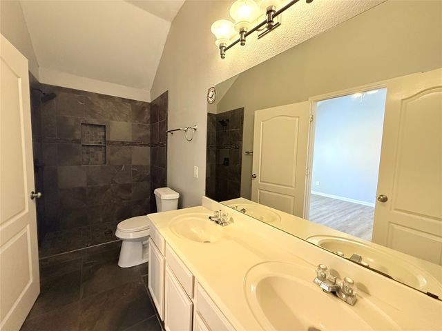 9120 Newport Lane, Mckinney, TX 75071