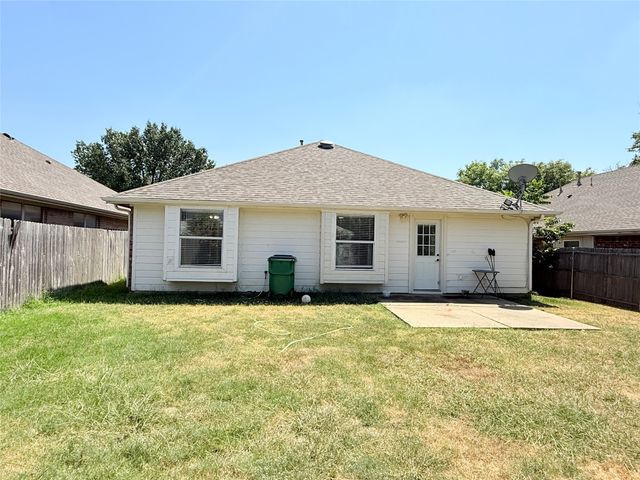 9120 Newport Lane, Mckinney, TX 75071