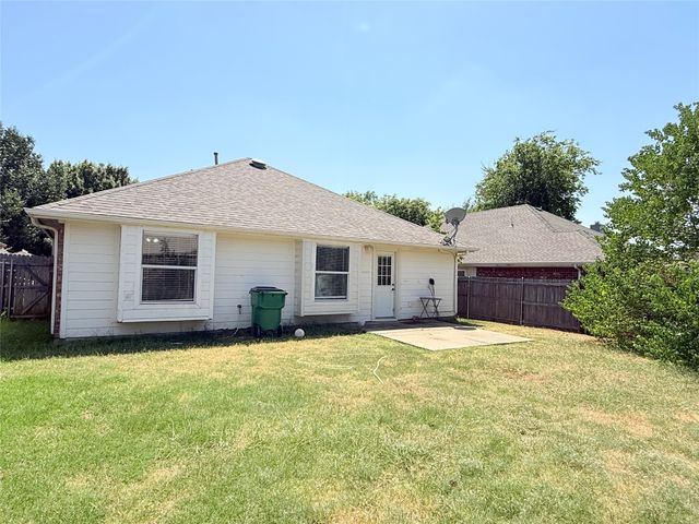 9120 Newport Lane, Mckinney, TX 75071