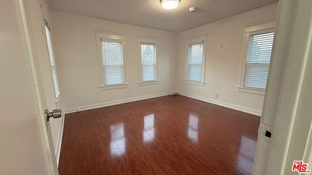 120 S Catalina Street, Los Angeles, CA 90004