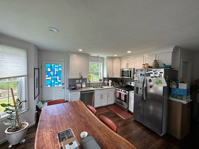 3 Riley Rd 3, Tyngsborough, MA 01879